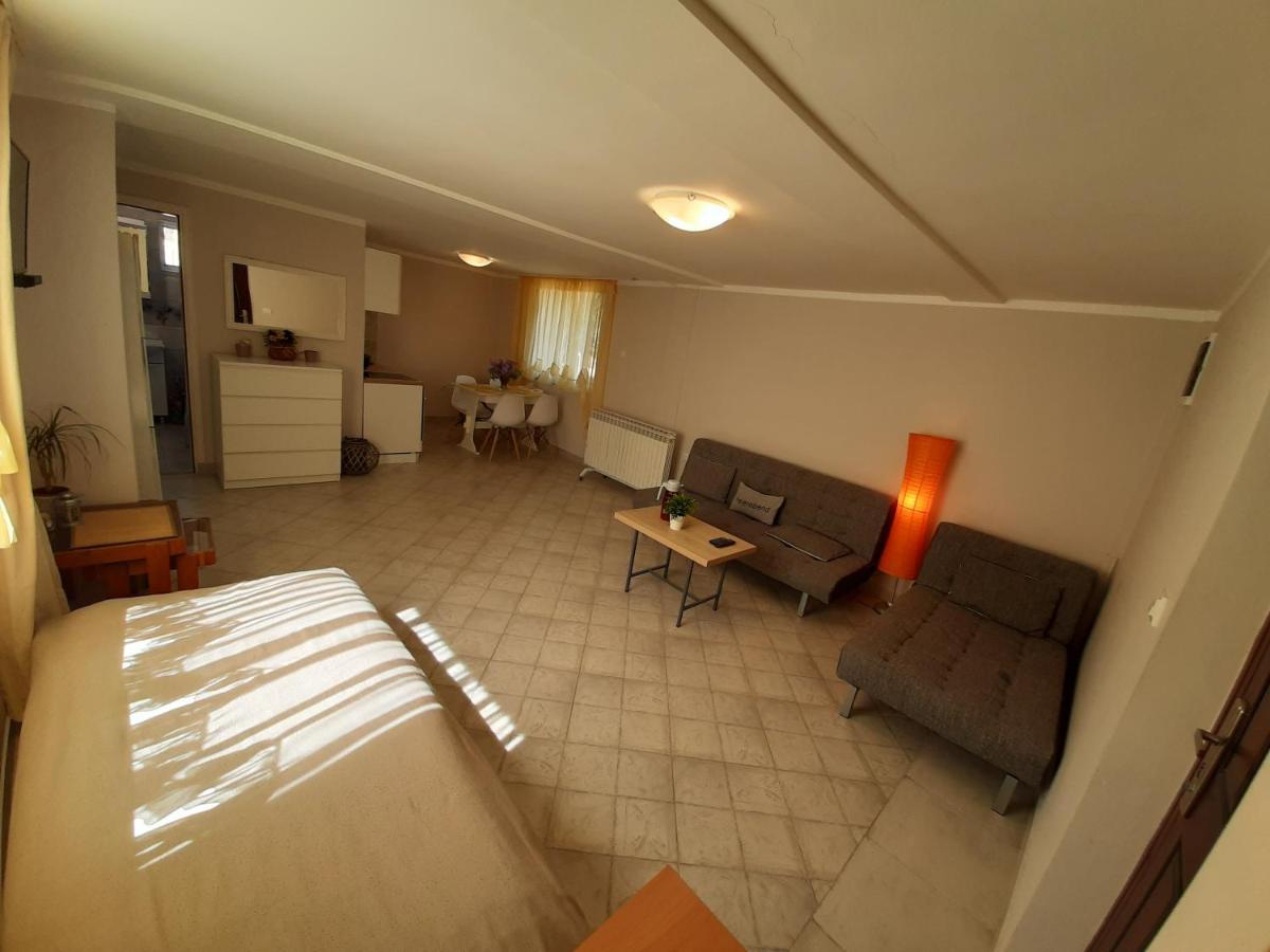 Apartman Cherry Gradac Valjevo Exteriör bild