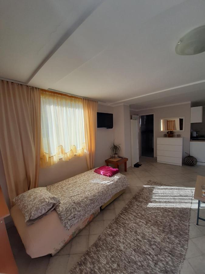 Apartman Cherry Gradac Valjevo Exteriör bild